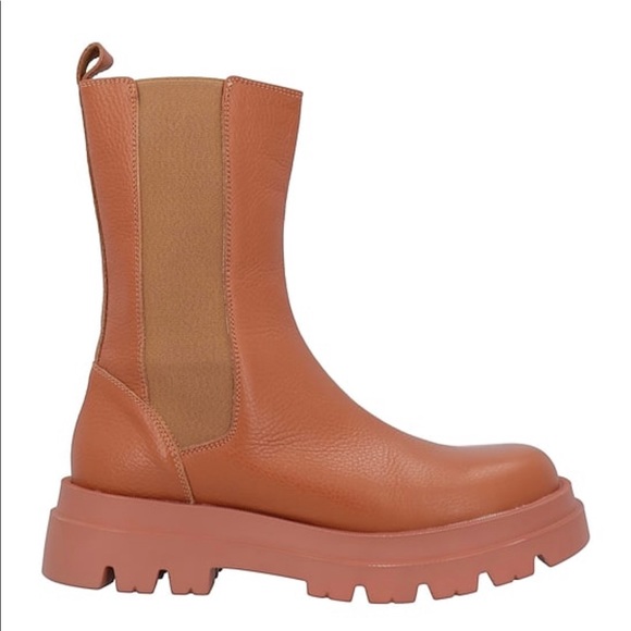 BRAND NEW with Box Lemaré Tan Soft 100% Leather Chelsea Ankle Boot Size 39 (9) - Picture 2 of 6